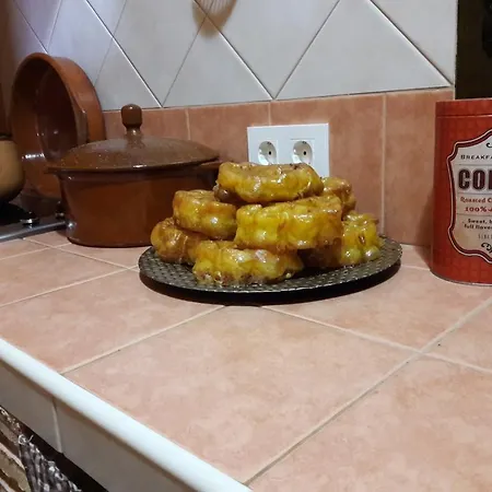 Montes Casas de Miravete