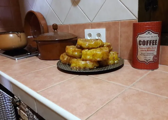 Montes Casas de Miravete